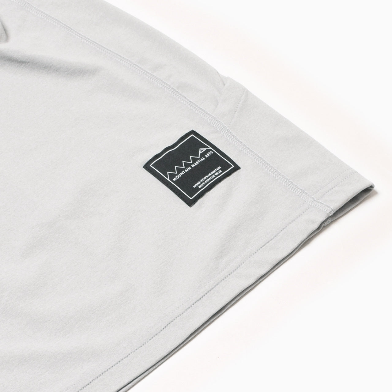 MOUNTAIN MARTIAL ARTS コラボレーション | サウナ&ランニングTシャツ