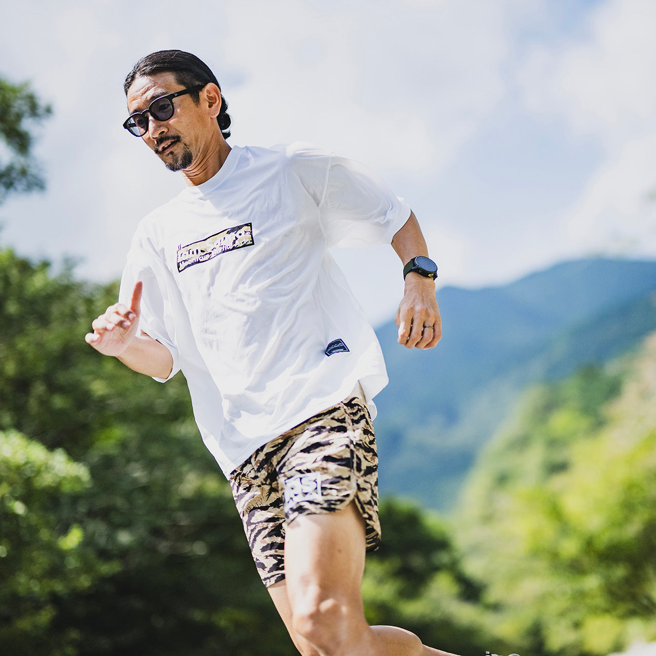 MOUNTAIN MARTIAL ARTS コラボレーション | サウナ&ランニングTシャツ