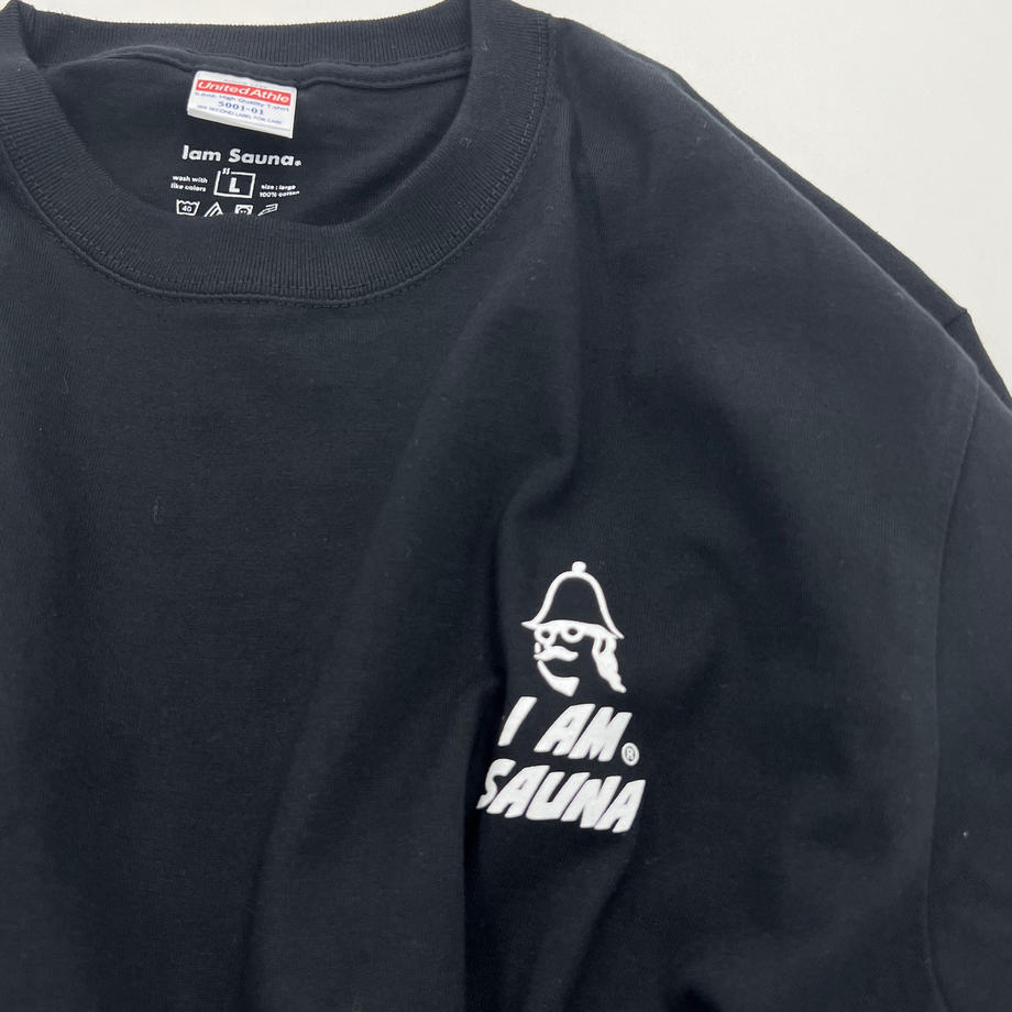 「Iam Sauna」 半袖GoodsTシャツ (KING OF SAUNA) BLK