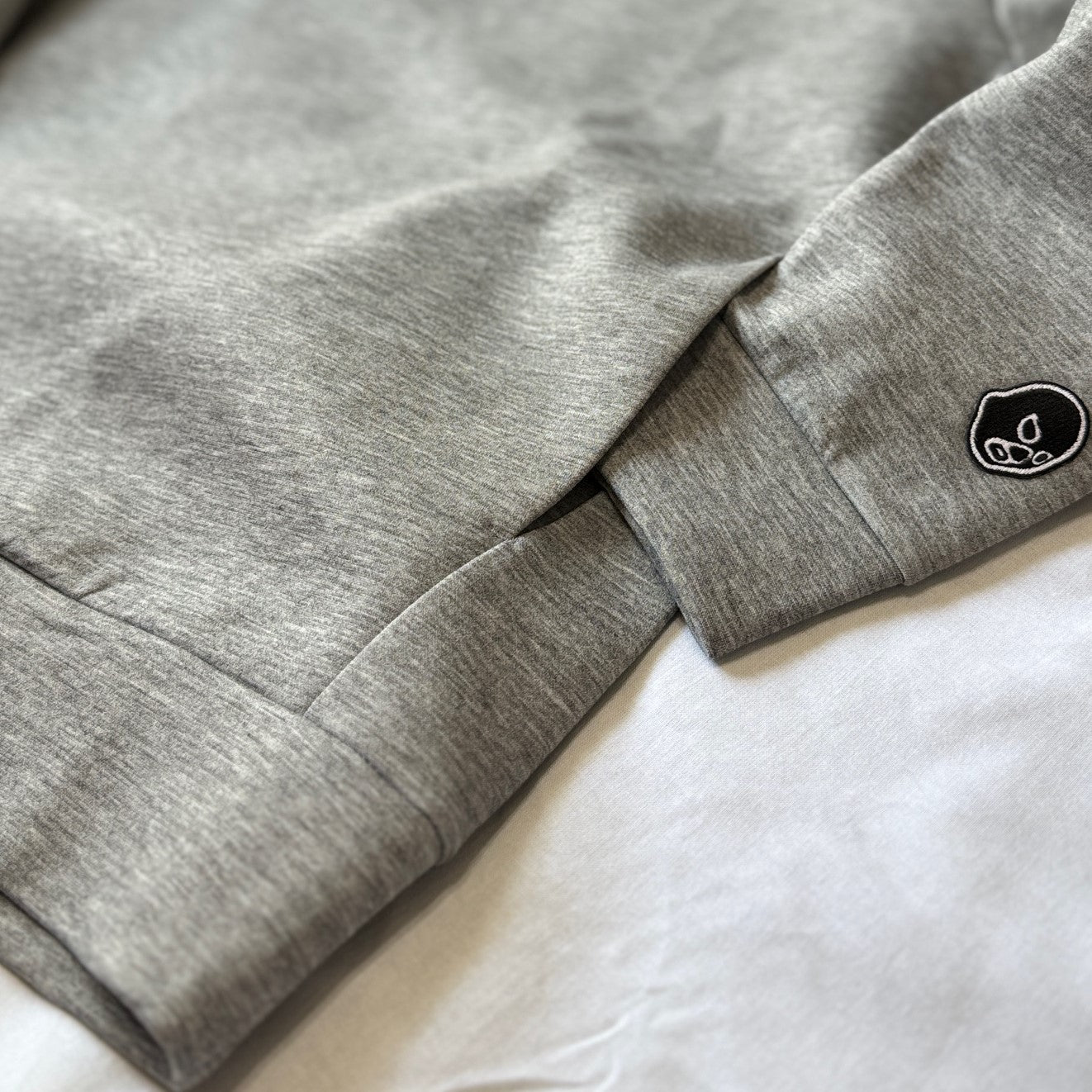 「Iam Sauna」 プルオーバー パーカー