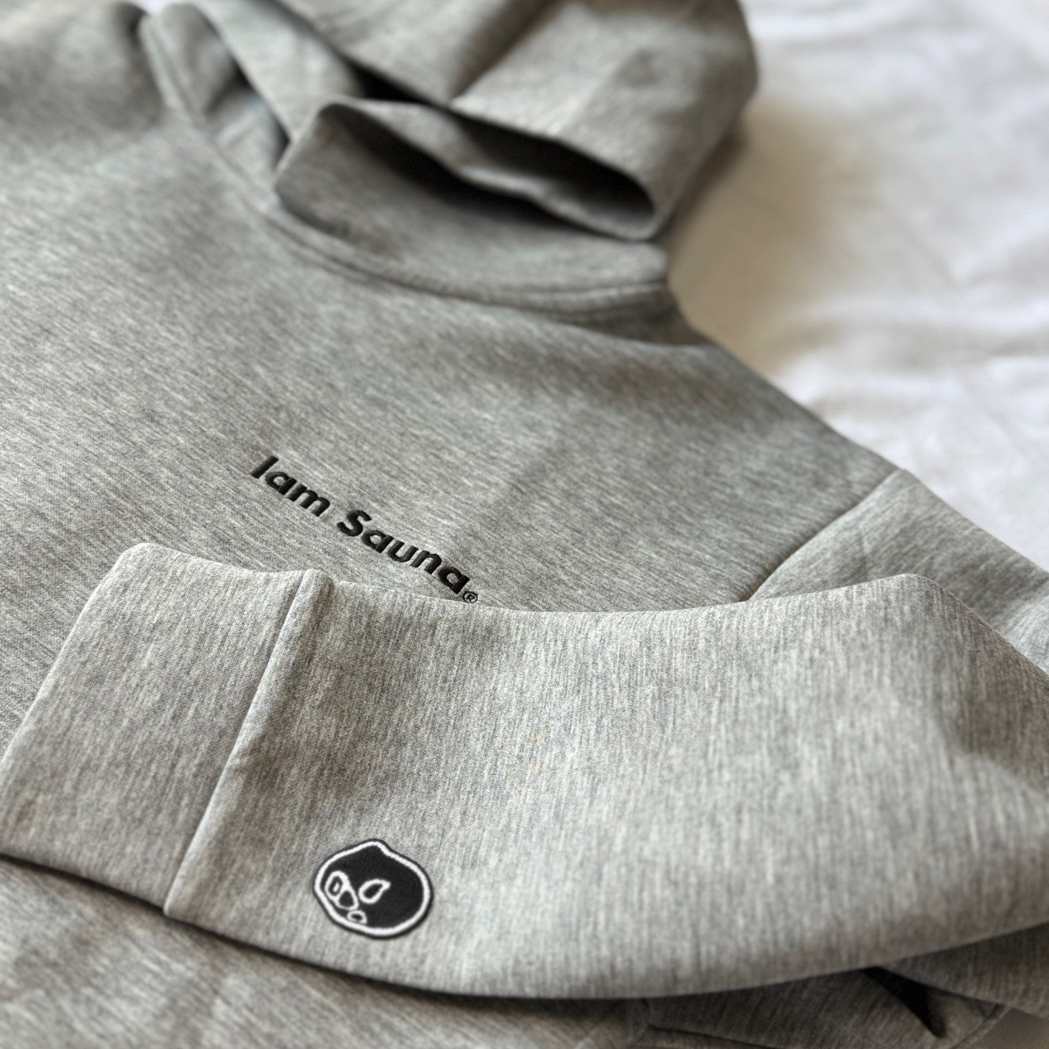 「Iam Sauna」 プルオーバー パーカー